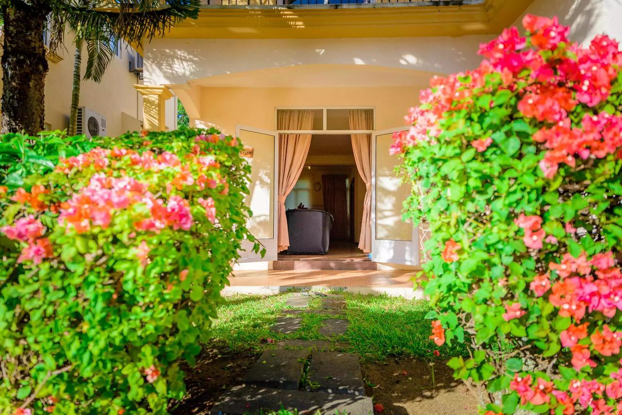 Filles Des Iles Villa Mont-Choisy Luaran gambar