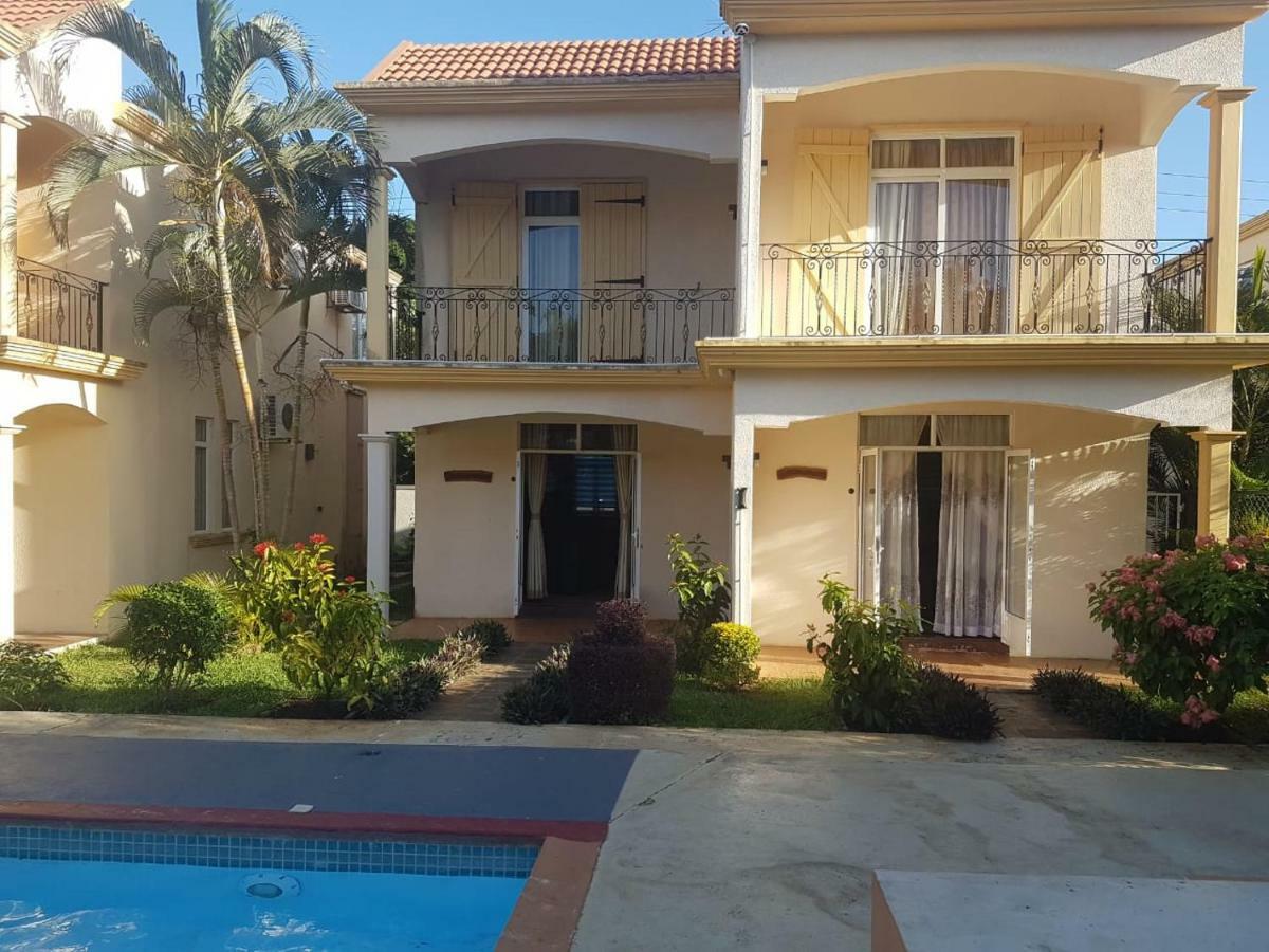 Filles Des Iles Villa Mont-Choisy Luaran gambar